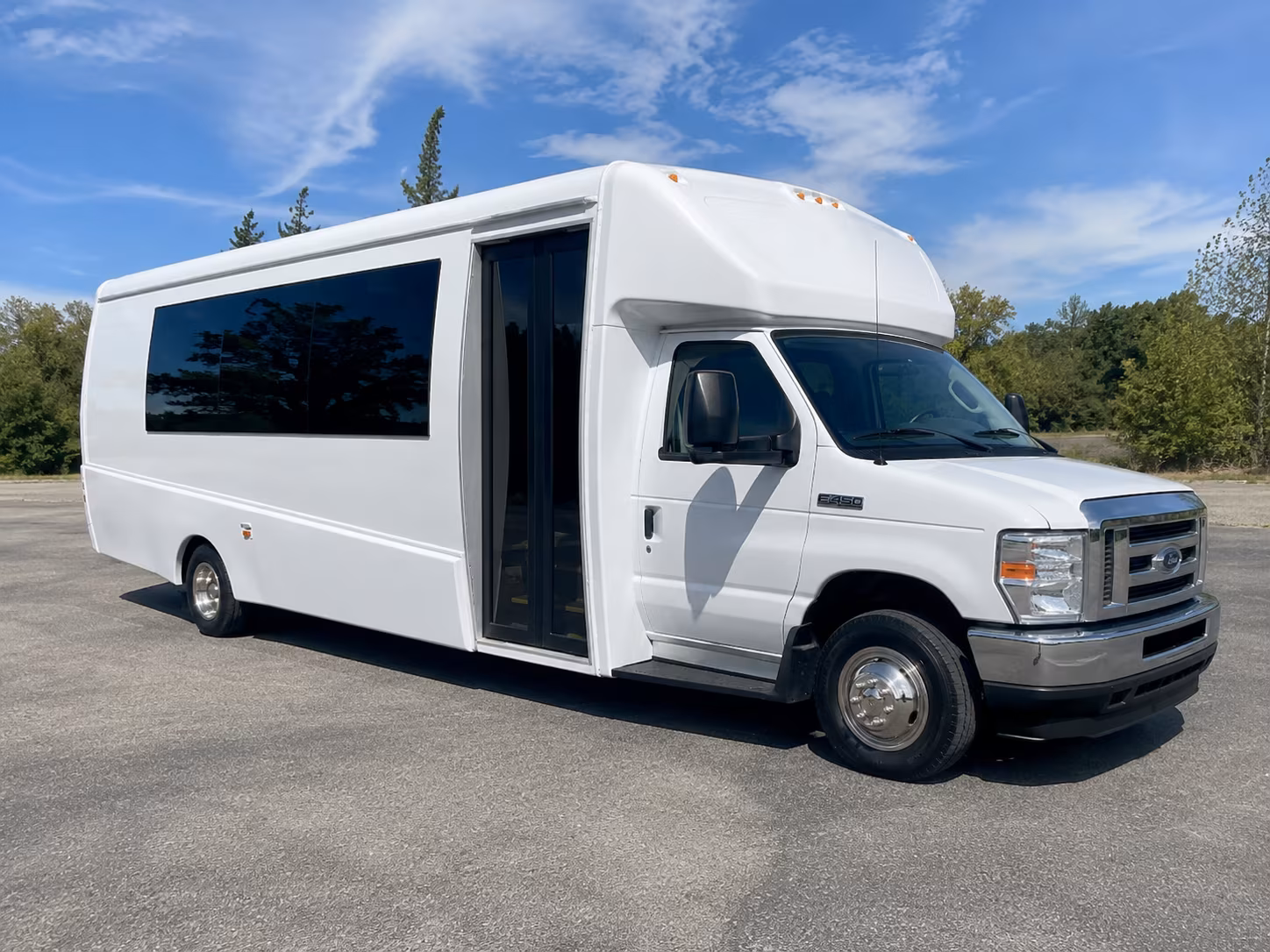 Charlotte Homecoming & Prom Party Bus Rentals