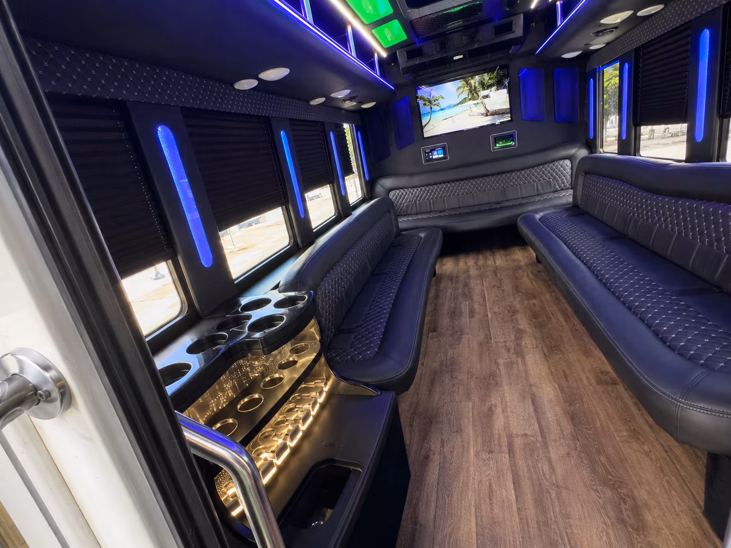 Huntersville Birthday, Sweet 16, & Quinceañera Party Bus Rentals
