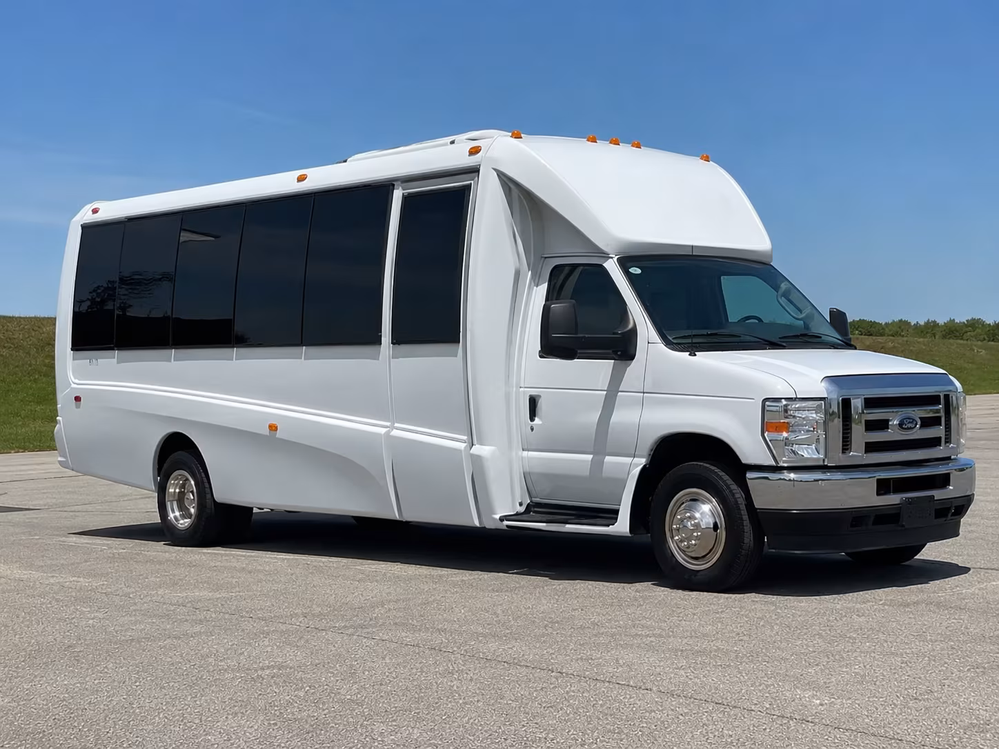 Huntersville Winery Tour & Pub Crawl Transportation