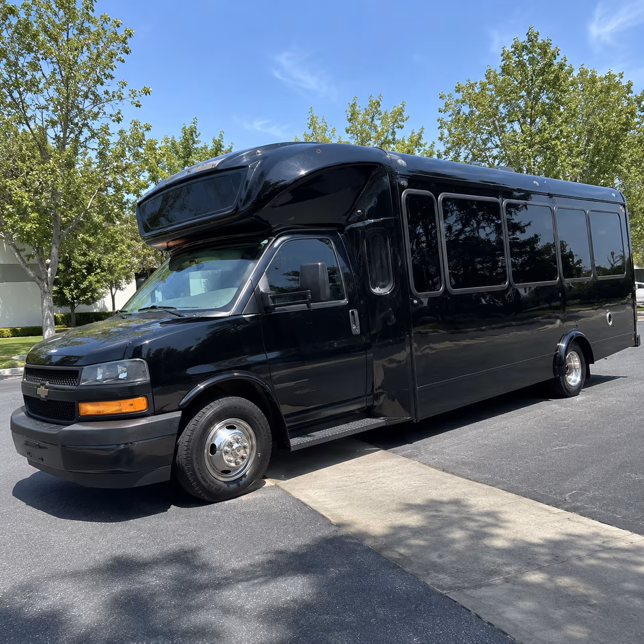 Mooresville Homecoming & Prom Party Bus Rentals